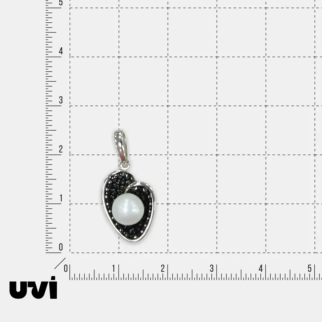 Серебряная подвеска с жемчугом